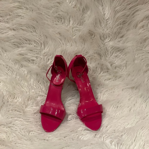 Candies Sandals - Picture 2 of 5